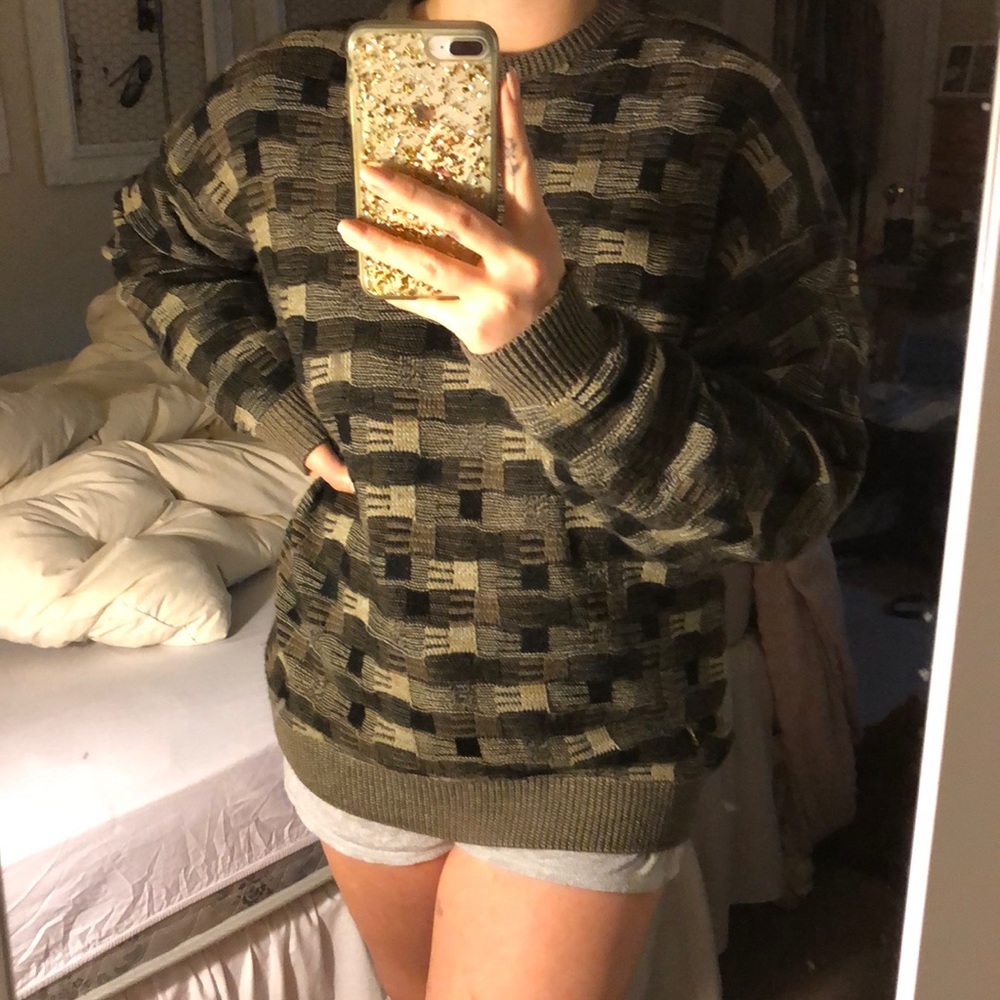 URBAN RENEWAL SWEATER